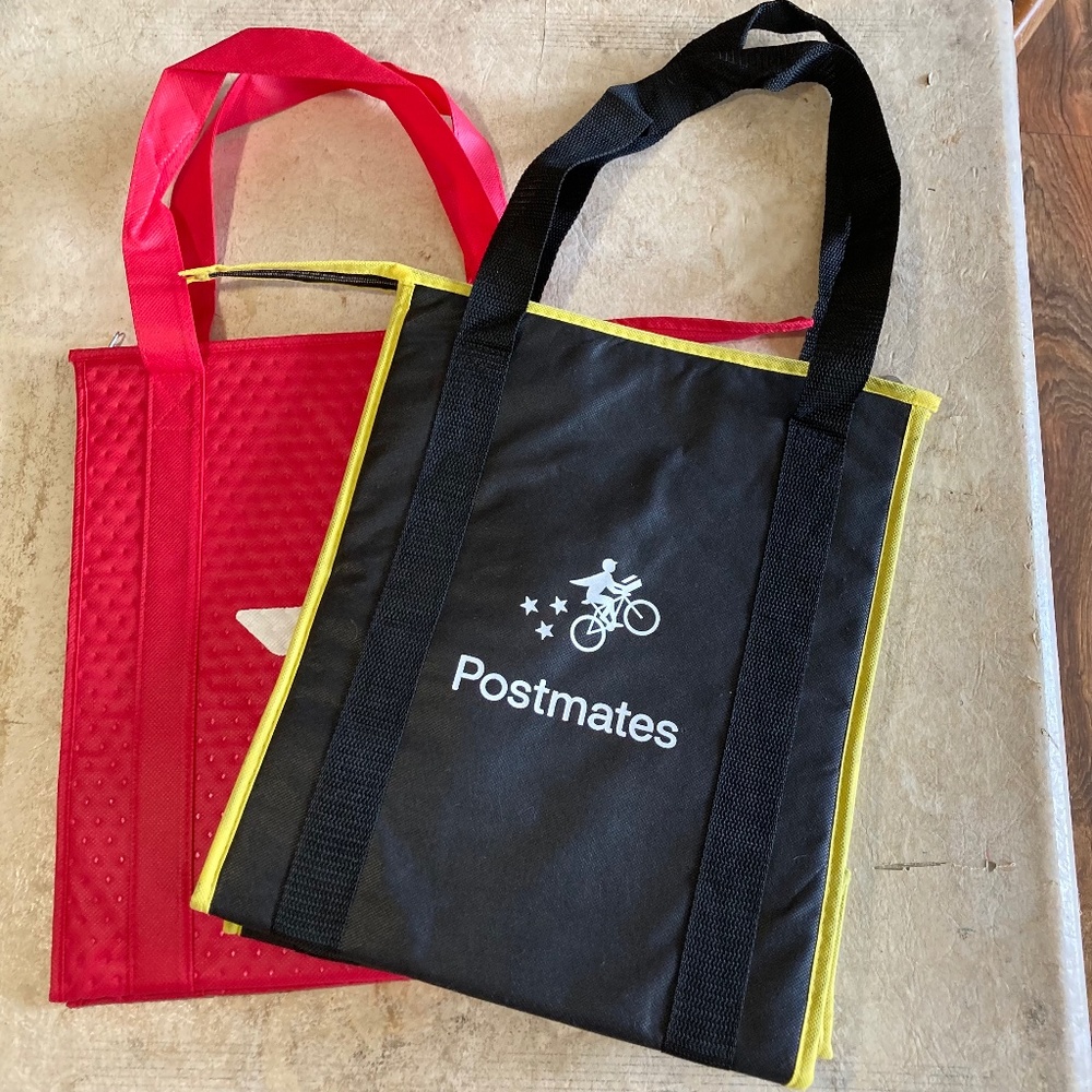 Door Dash and Postmates Insulated Shopping Bags with Zippered Tops New